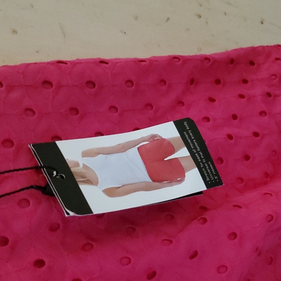 Shorts - Picture 5 of 6